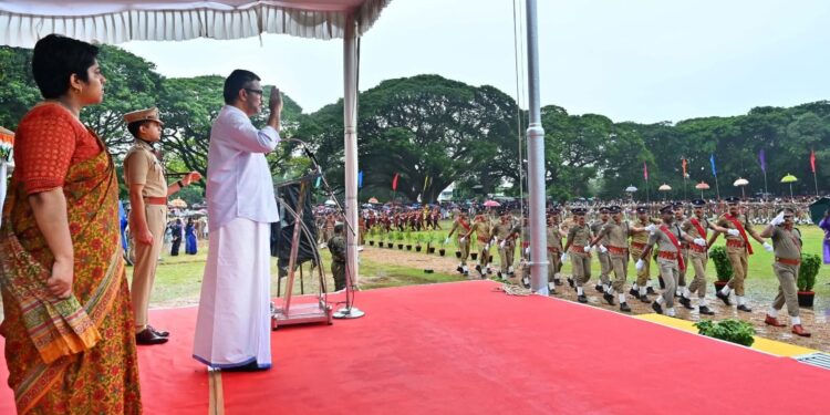 മതനിരപേക്ഷതയും ജനാധിപത്യവും പരസ്പരപൂരകമാണ്: മന്ത്രി എം. ബി രാജേഷ്