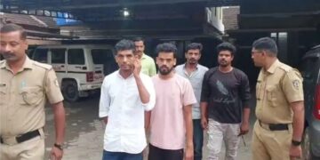 വെടിയുണ്ടകളുമായി സഹോദരങ്ങള്‍ അടക്കം നാല് പേര്‍ അറസ്റ്റില്‍