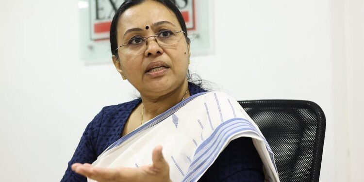 കൈ മുറിച്ചു മാറ്റേണ്ടി വന്ന സംഭവം:  കര്‍ശന നടപടി എടുക്കും; ആരോഗ്യ മന്ത്രി