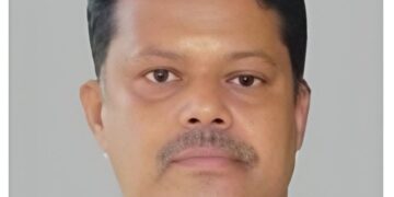 ശബരിമല സന്നിധാനത്ത് ഒറ്റപ്പാലം സ്വദേശി കുഴഞ്ഞുവീണു മരിച്ചു.
