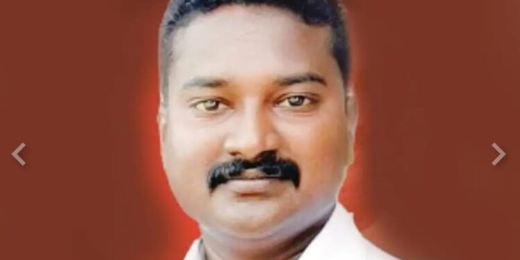 ബ്രാഞ്ച് സെക്രട്ടറി തൂങ്ങിമരിച്ച നിലയിൽ