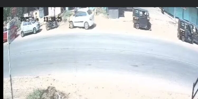 നിയന്ത്രണം വിട്ട കാര്‍ ഹോട്ടലിലേക്ക് ഇടിച്ചു കയറി 4 പേര്‍ക്ക് പരിക്ക്,ഒരാളുടെ നില ഗുരുതരം