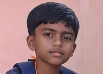 13 വയസ്സുകാരനെ വീടിനുള്ളിൽ മരിച്ച നിലയിൽ