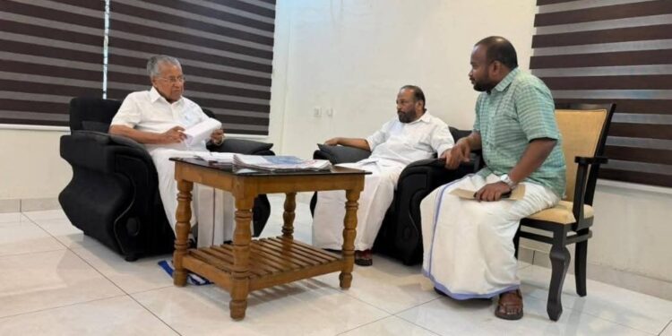 എ.വി. ഗോപിനാഥ്  ഗുരുവായൂര്‍ ദേവസ്വം ബോര്‍ഡ് ചെയര്‍മാനേക്കിയേക്കും