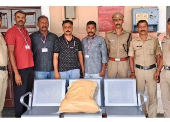 ശബരി എക്‌സ്‌പ്രസിൽ നിന്ന്‌ 11.5 കിലോ കഞ്ചാവ് കണ്ടെത്തി