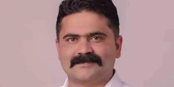 സ്ത്രീ പീഡന കേസ്: മുൻകൂർ ജാമ്യം തള്ളിയതിന് പിന്നാലെ കൗൺസിലർ പ്രശോഭ് സി. വത്സൻ കീഴടങ്ങി