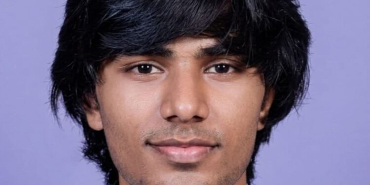 സുഹൃത്തുക്കൾക്കൊപ്പം കുളിക്കാൻ പോയ വിദ്യാർത്ഥി കുളത്തിൽ മുങ്ങി മരിച്ചു.