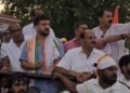 രമേശ്‌ പിഷാരടിക്ക് കല്ലേറ്