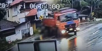 കോങ്ങാട്ലോറിയും ബൈക്കും കൂട്ടിയിടിച്ചു; ബൈക്ക് യാത്രികന് പരിക്ക്